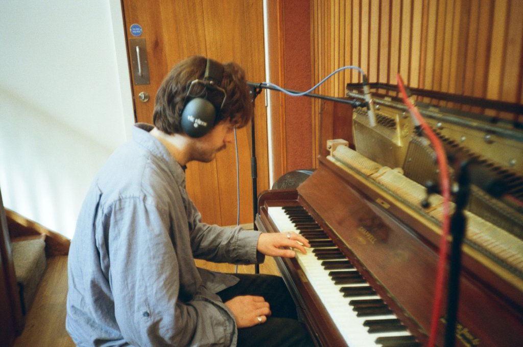 Get To Know… cruush gallery image